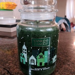 Yankee candle cedar and balsam